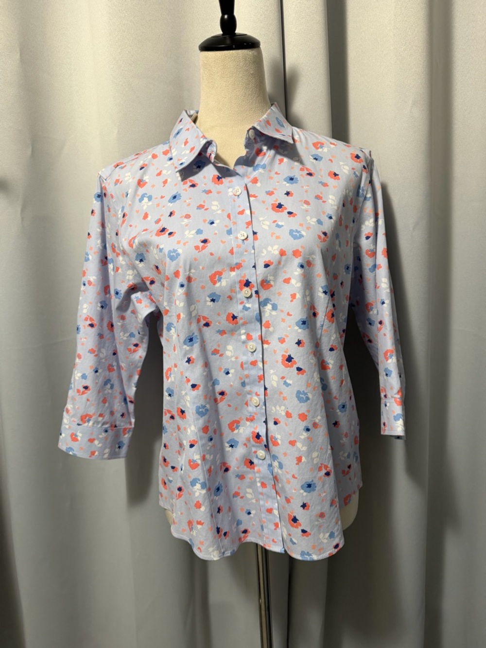 LL Bean Medium Petite Wrinkle Free Pinpoint Oxford Shirt Floral Women NWT
